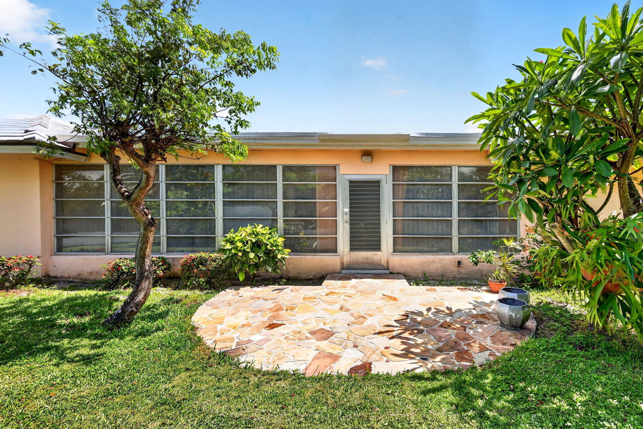 217 Plantation Road