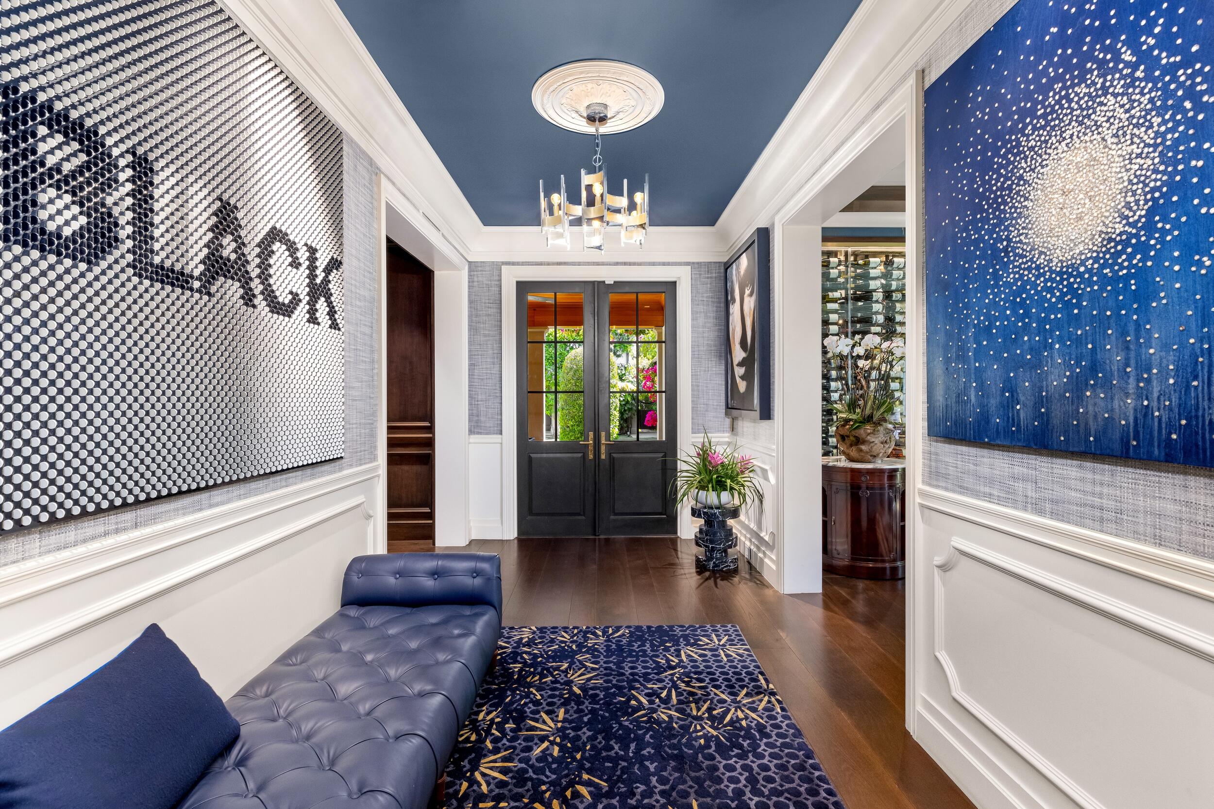 1053 N Lake Way