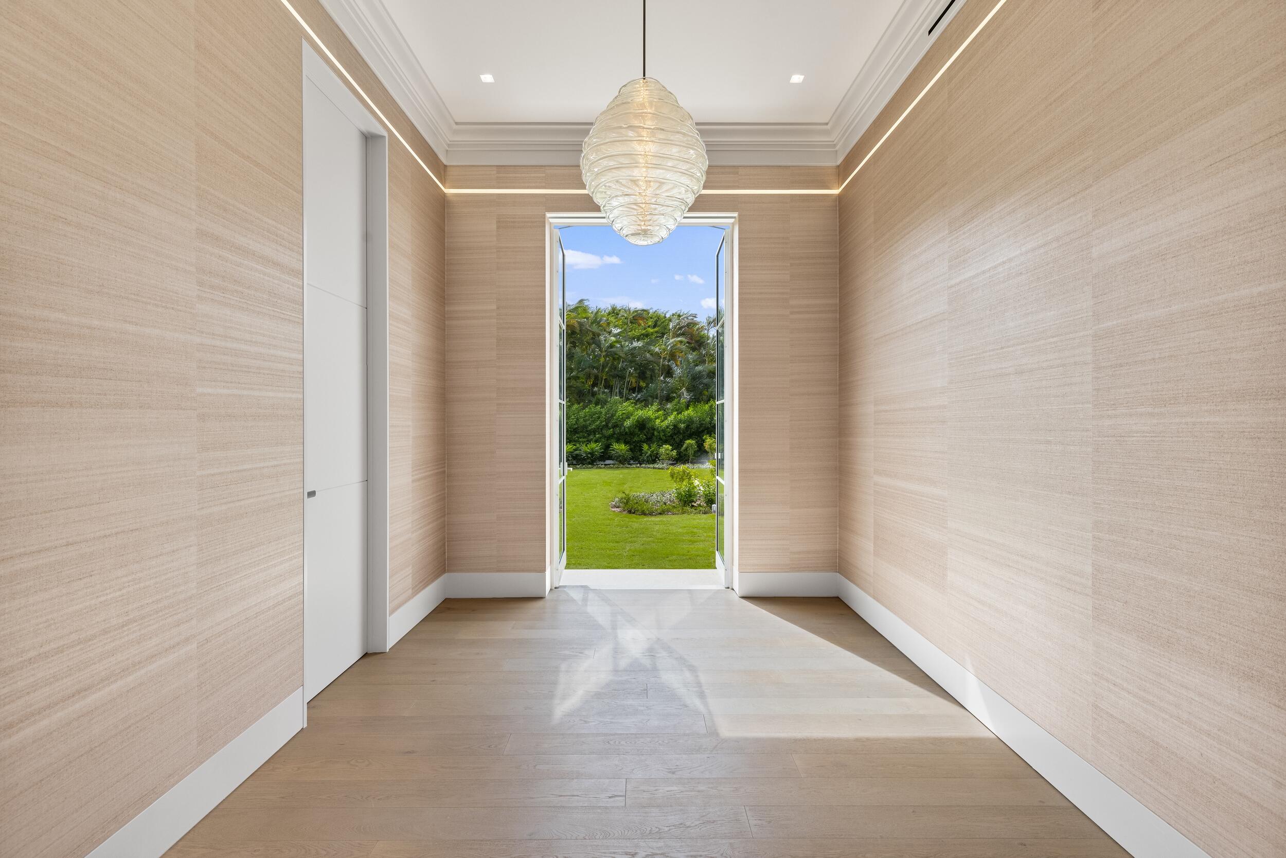 200 Regents Park Road