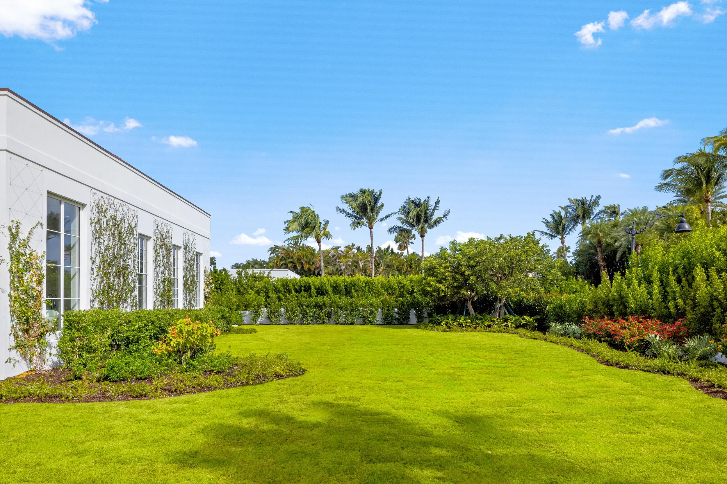 200 Regents Park Road