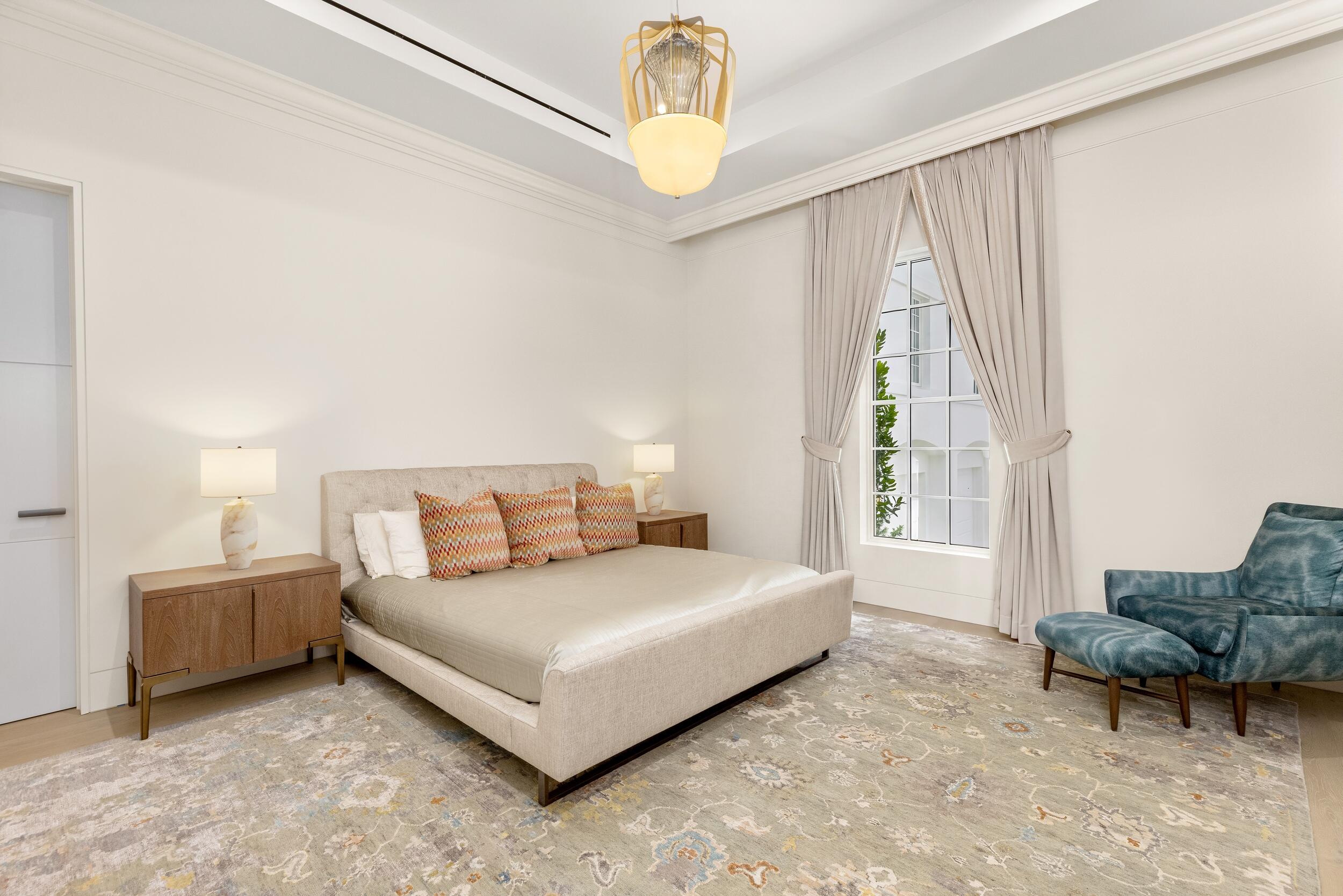 200 Regents Park Road