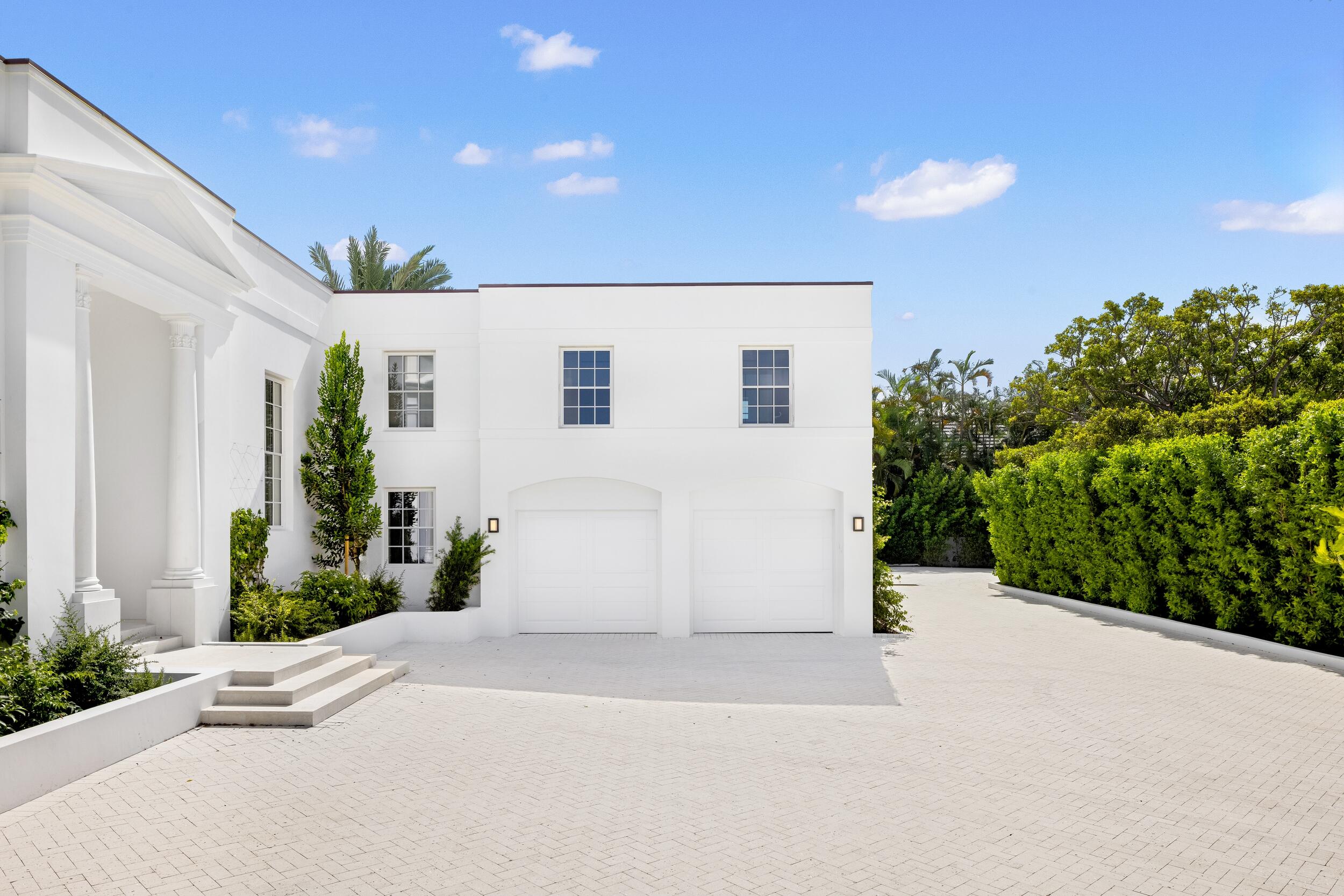 200 Regents Park Road