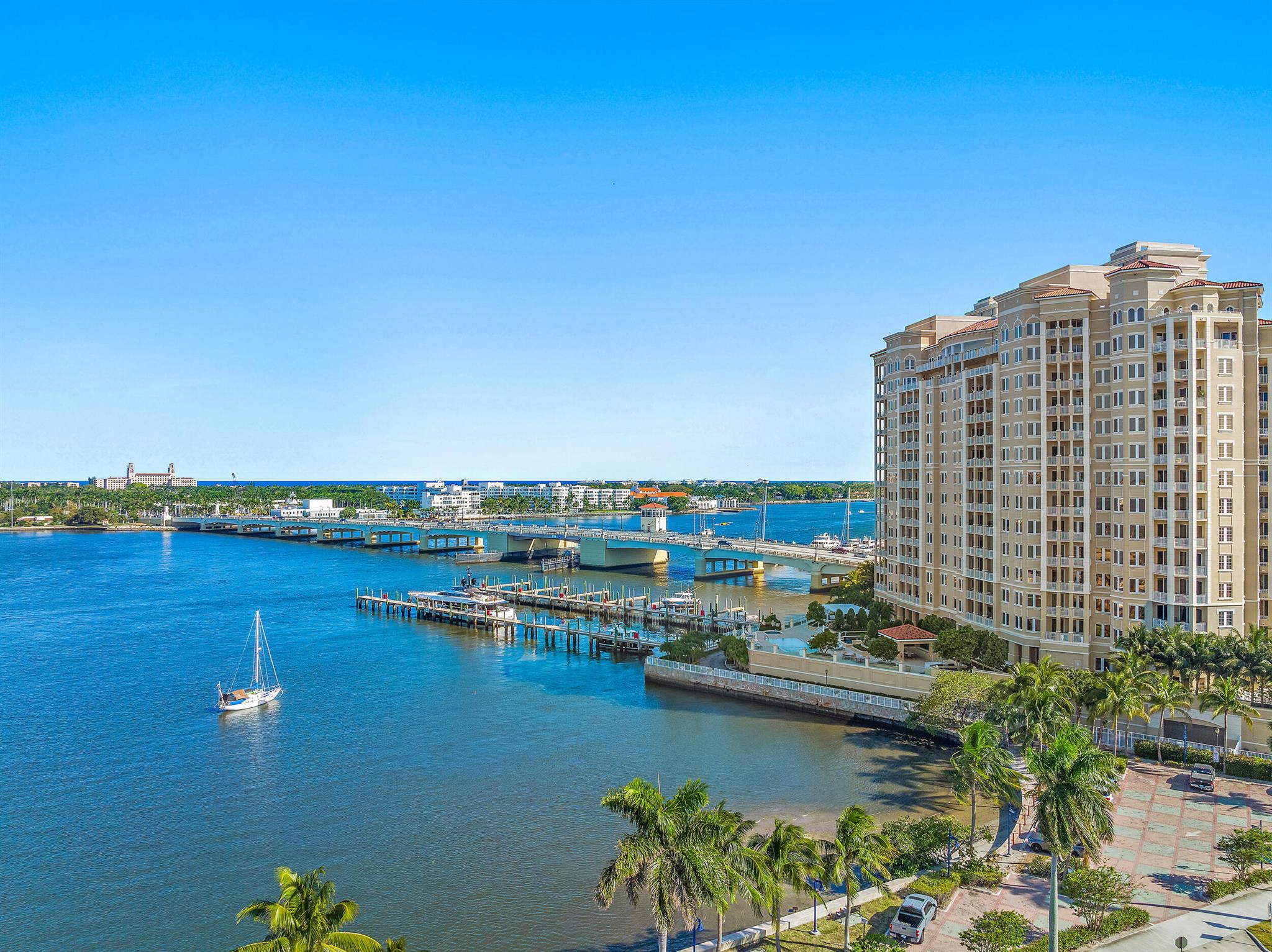 622 N Flagler Drive 803