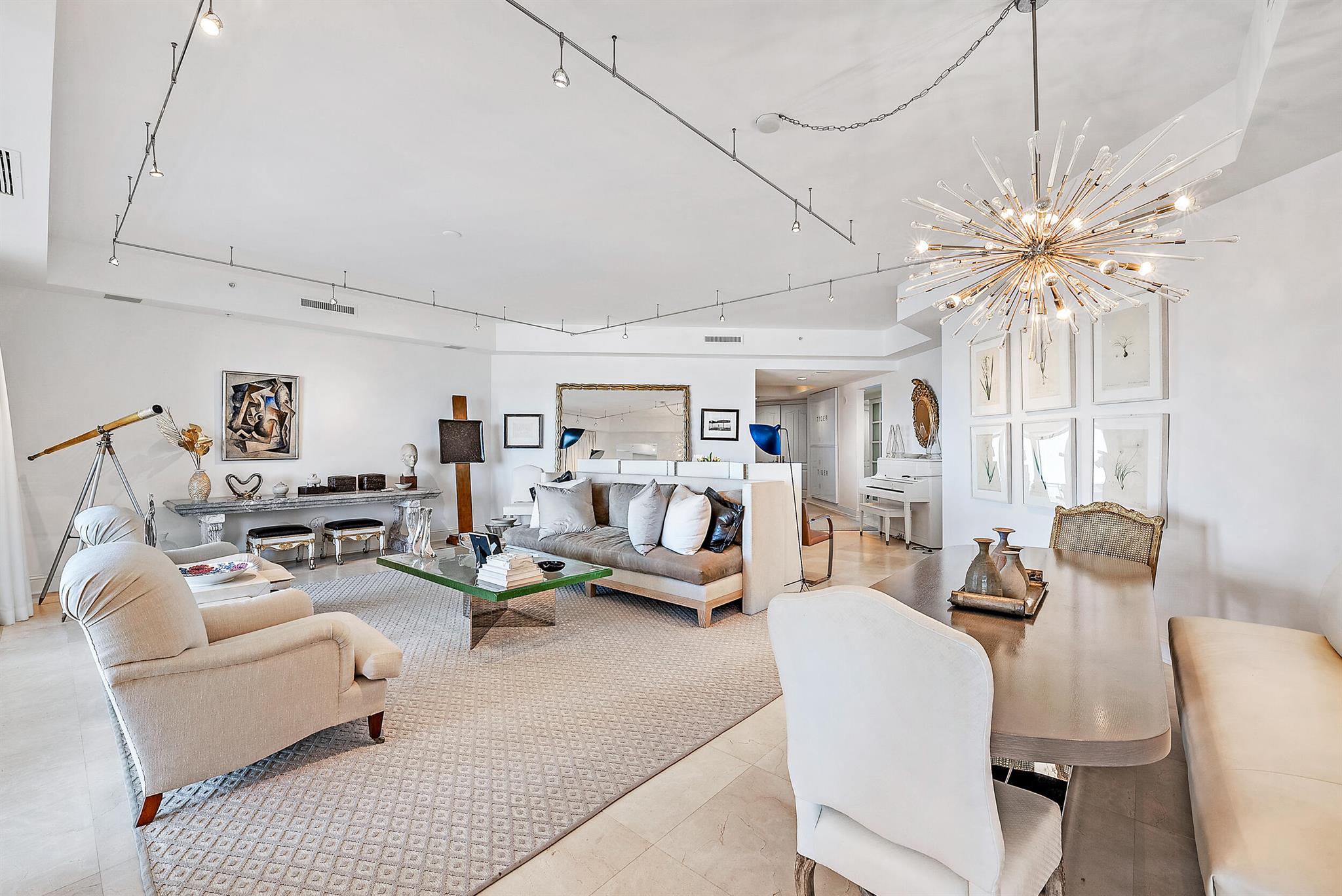 622 N Flagler Drive 803