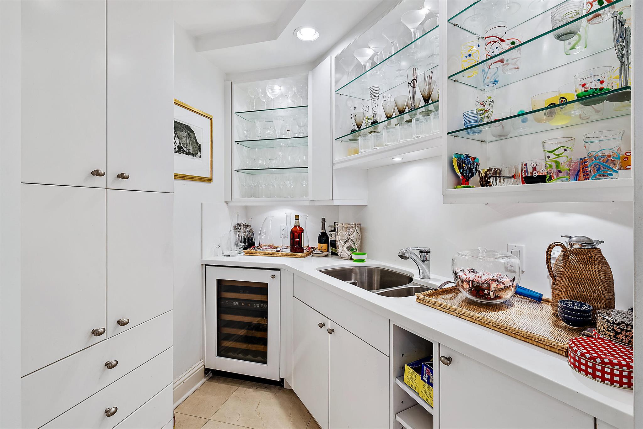 622 N Flagler Drive 803