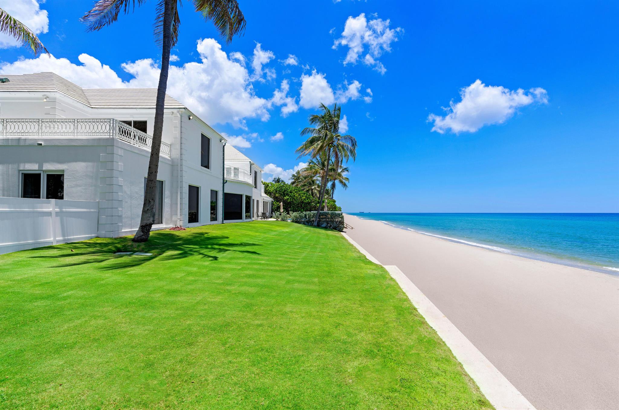 1125 S Ocean Boulevard