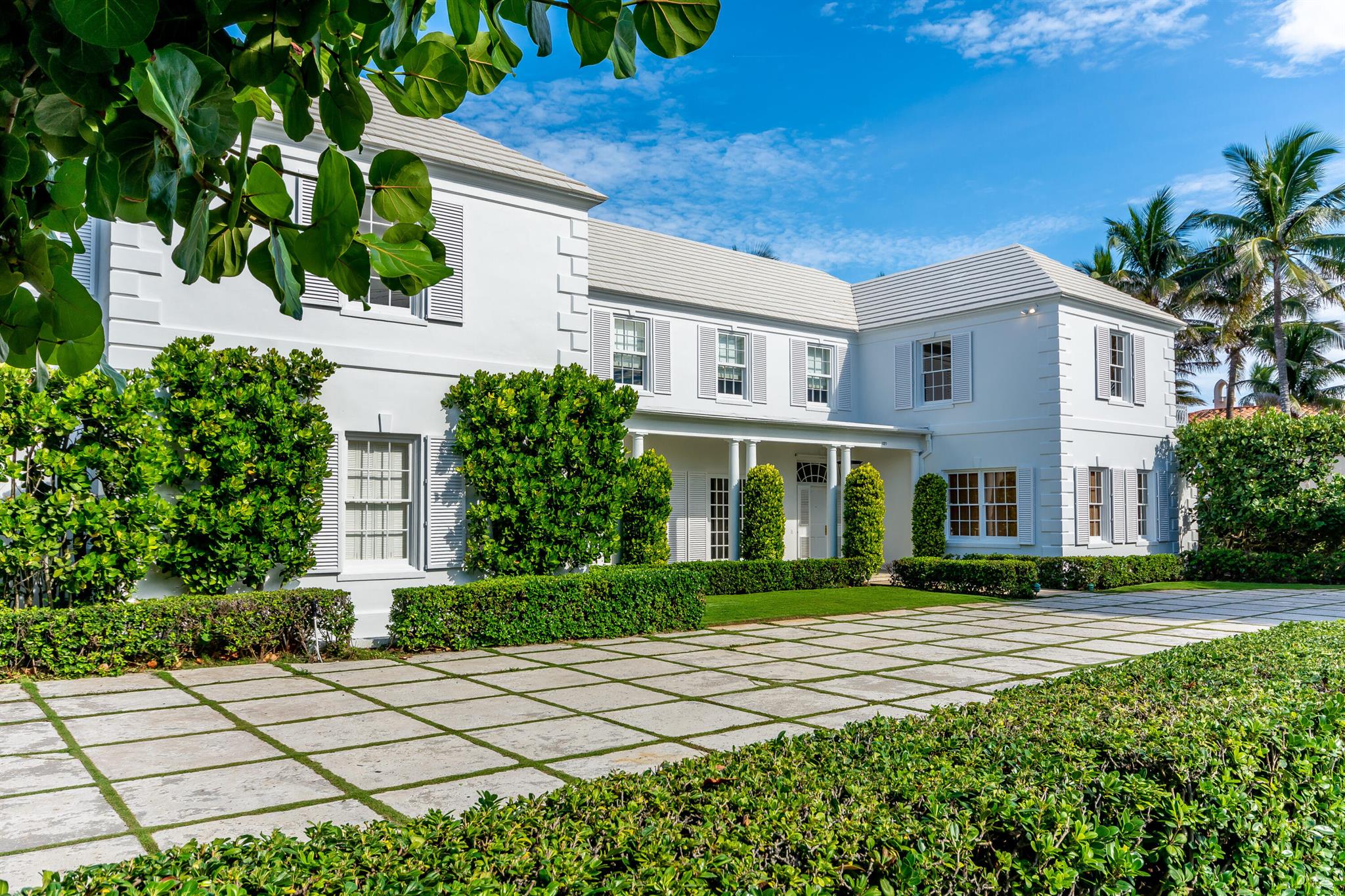 1125 S Ocean Boulevard