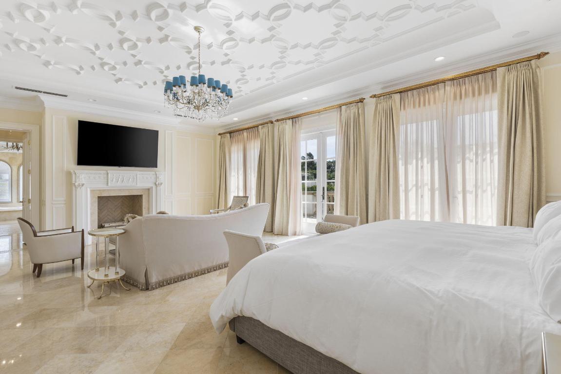 Estate Section Classic