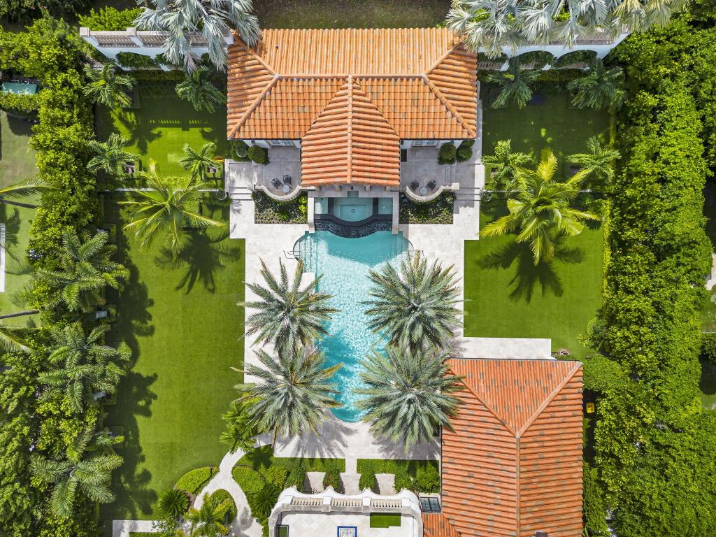 Estate Section Classic