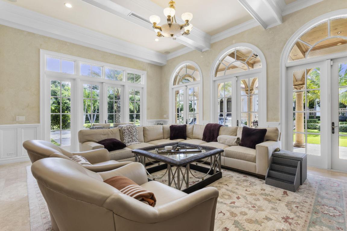 Estate Section Classic