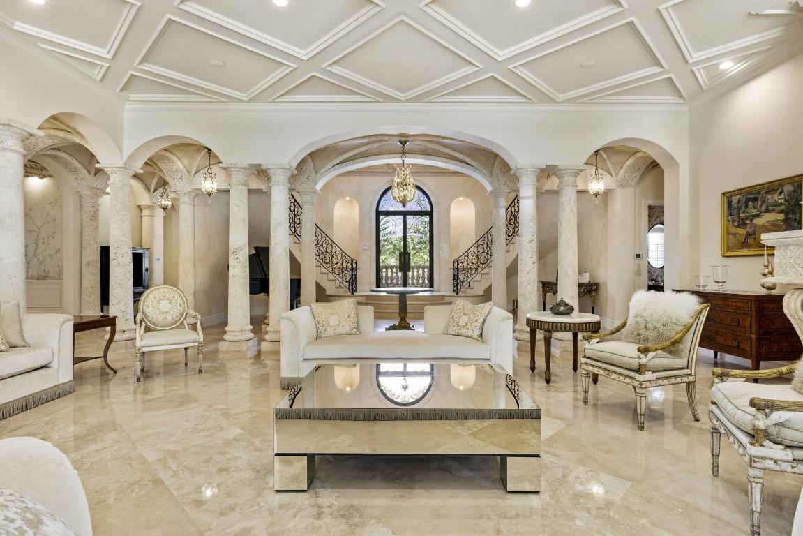 Estate Section Classic