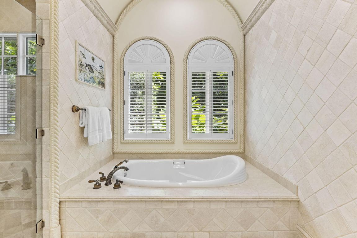 Estate Section Classic