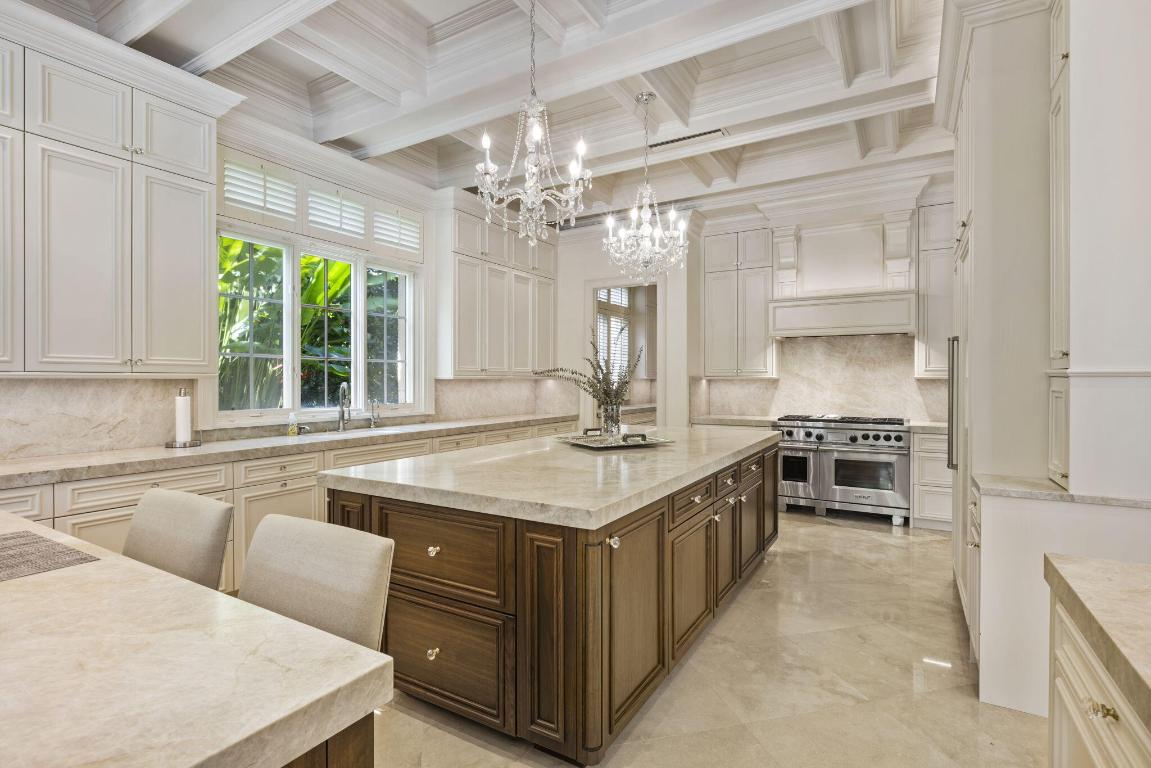 Estate Section Classic