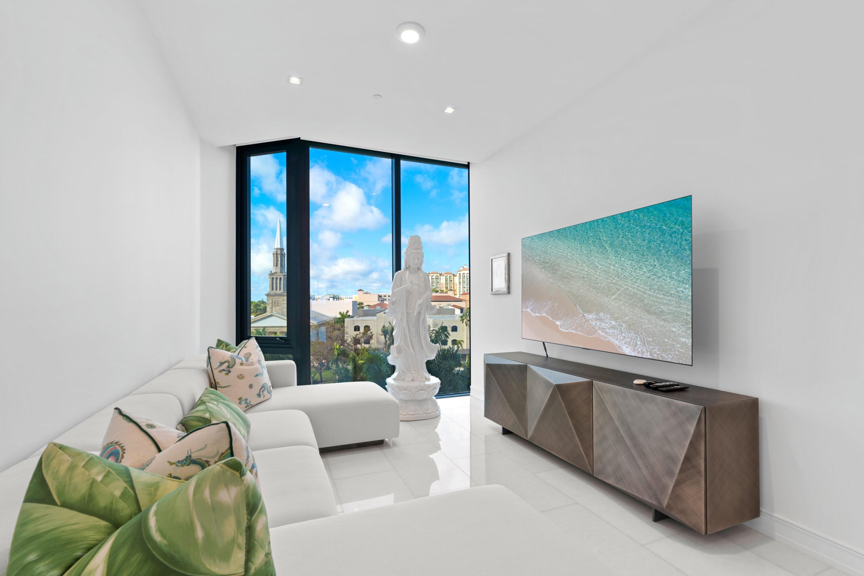 1100 S Flagler Drive 602