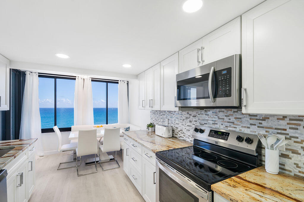 3590 S Ocean Boulevard 905