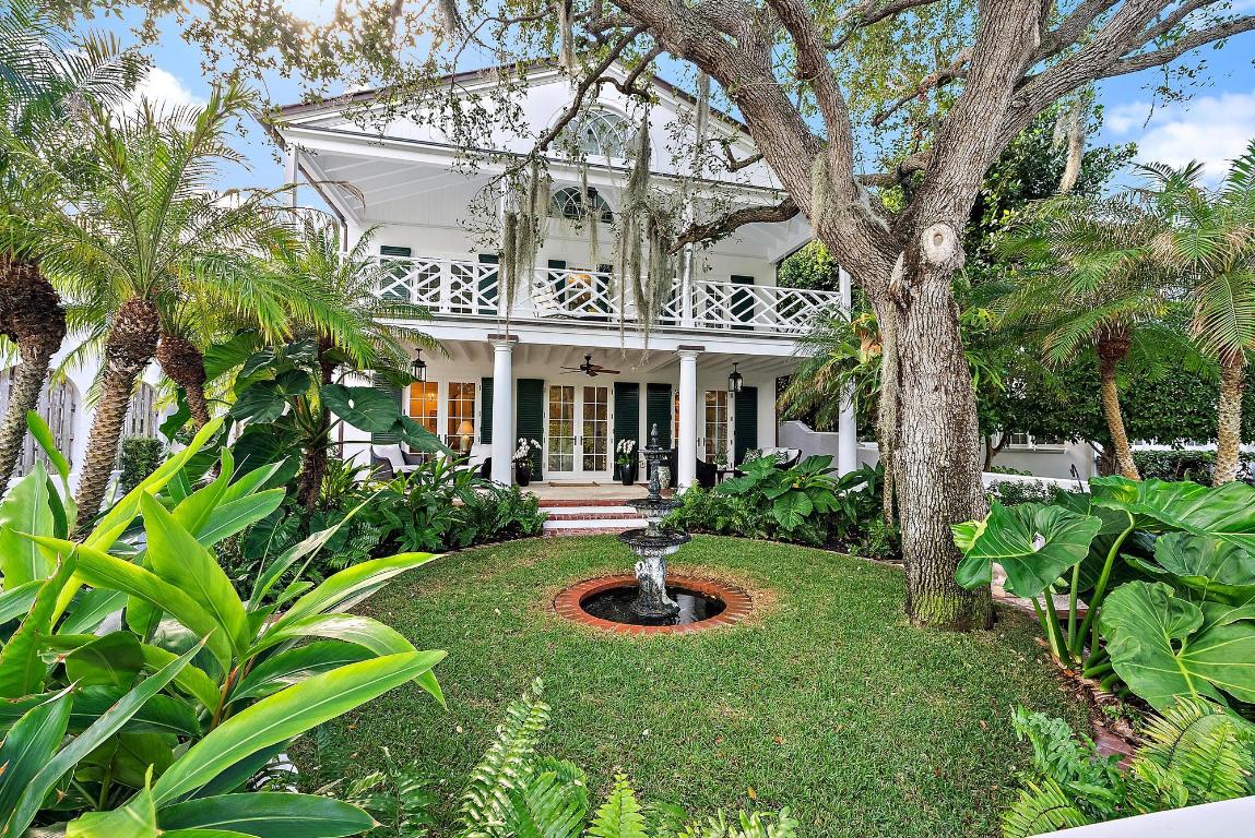 "Sea" Street Paradise