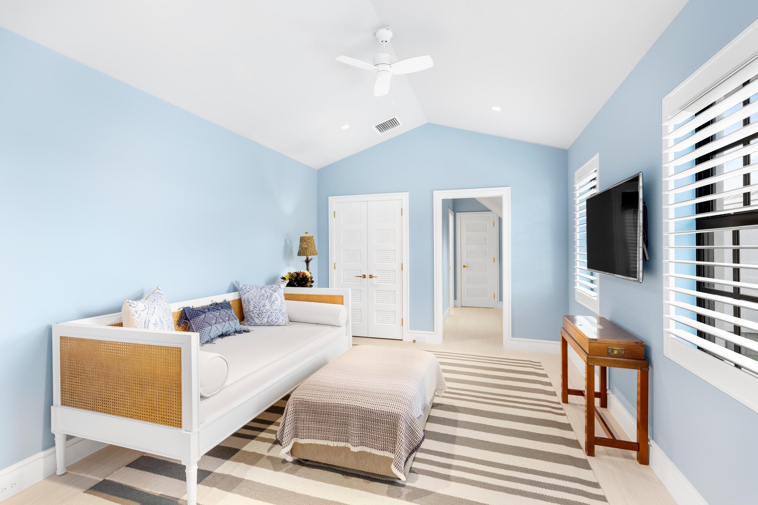2315 Ibis Isle Road S