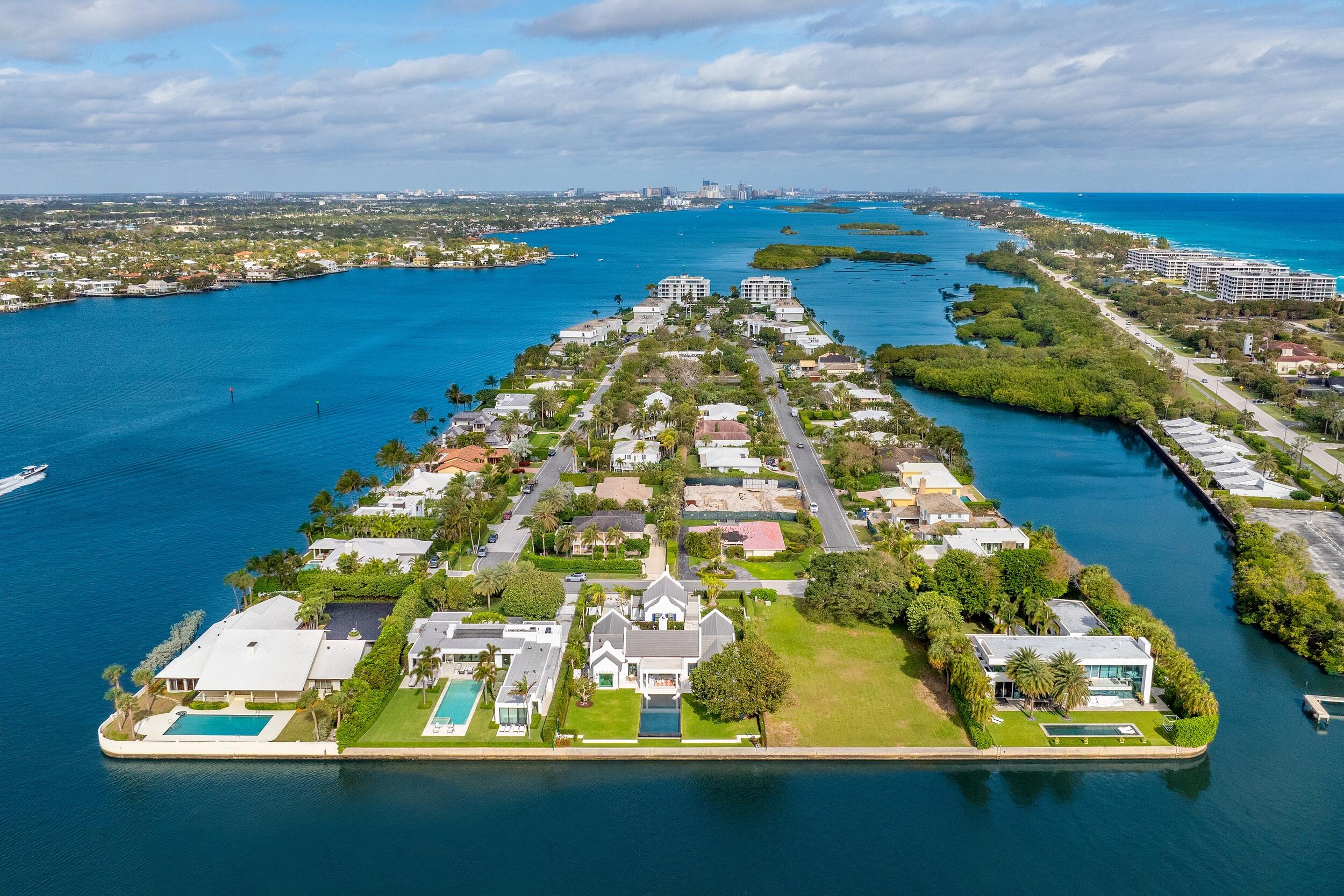 2315 Ibis Isle Road S