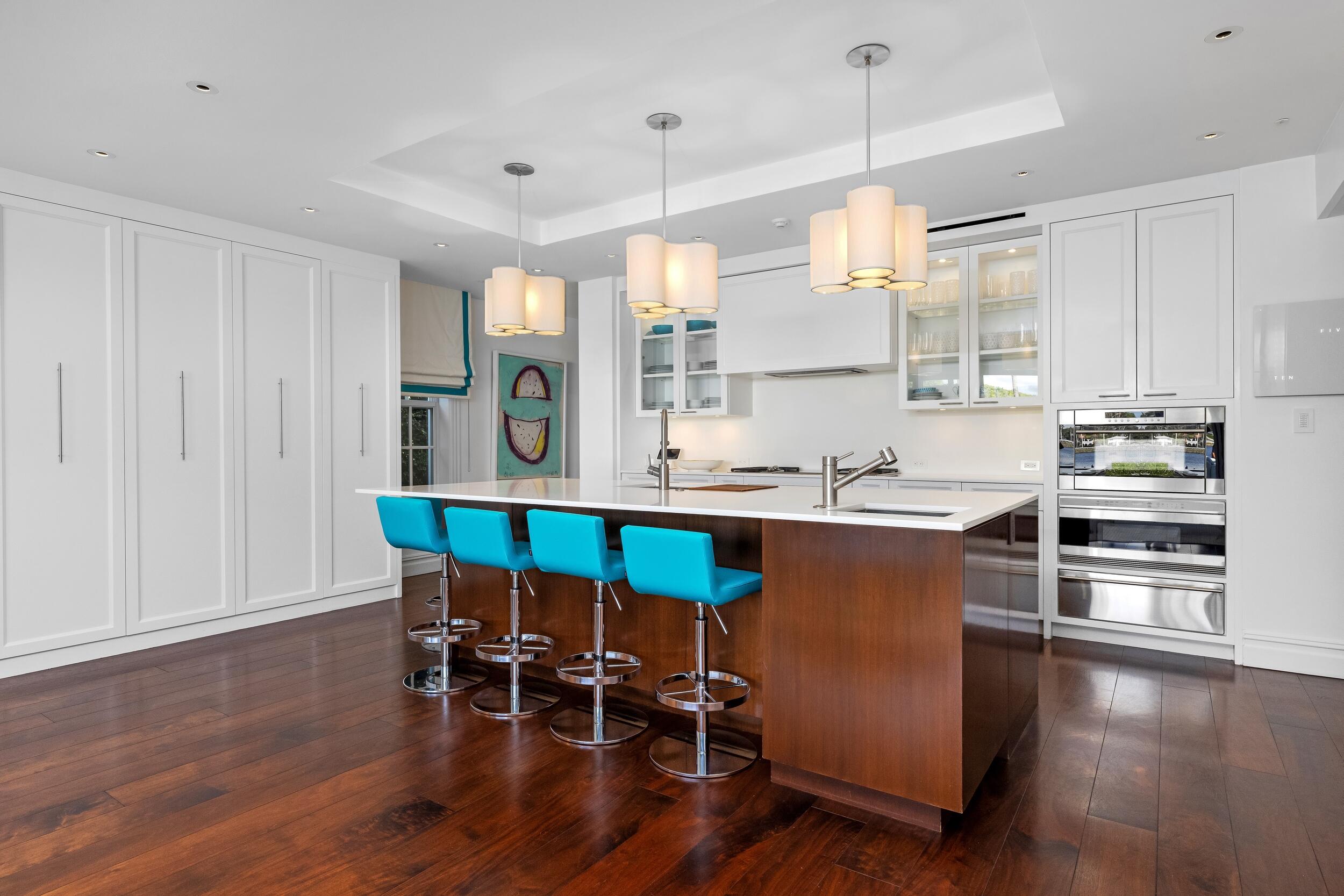 631 Island Drive