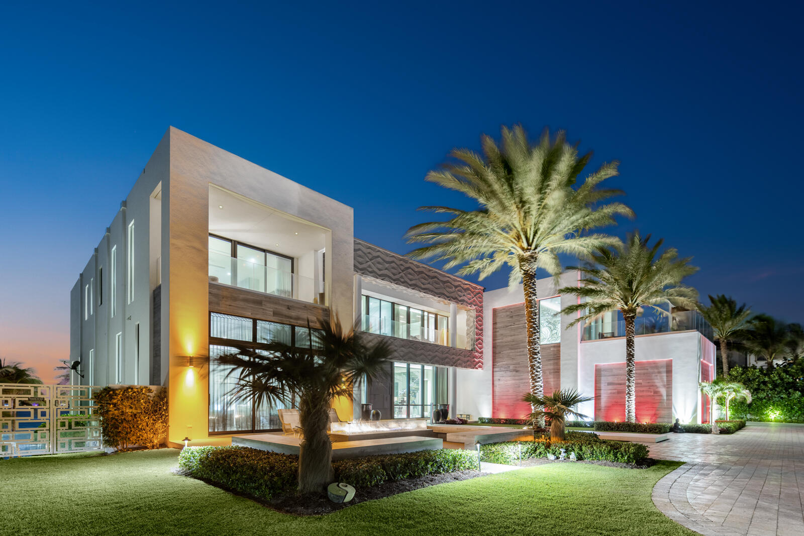 1940 S Ocean Boulevard