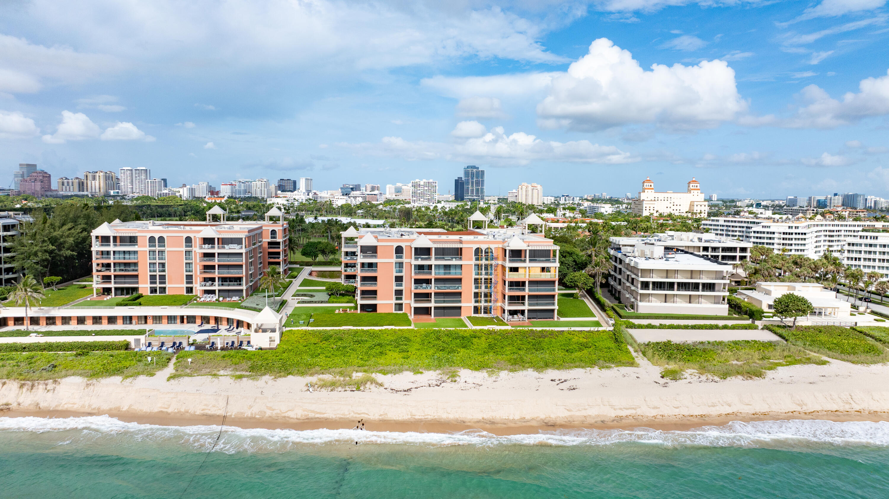 2 N Breakers Row N25