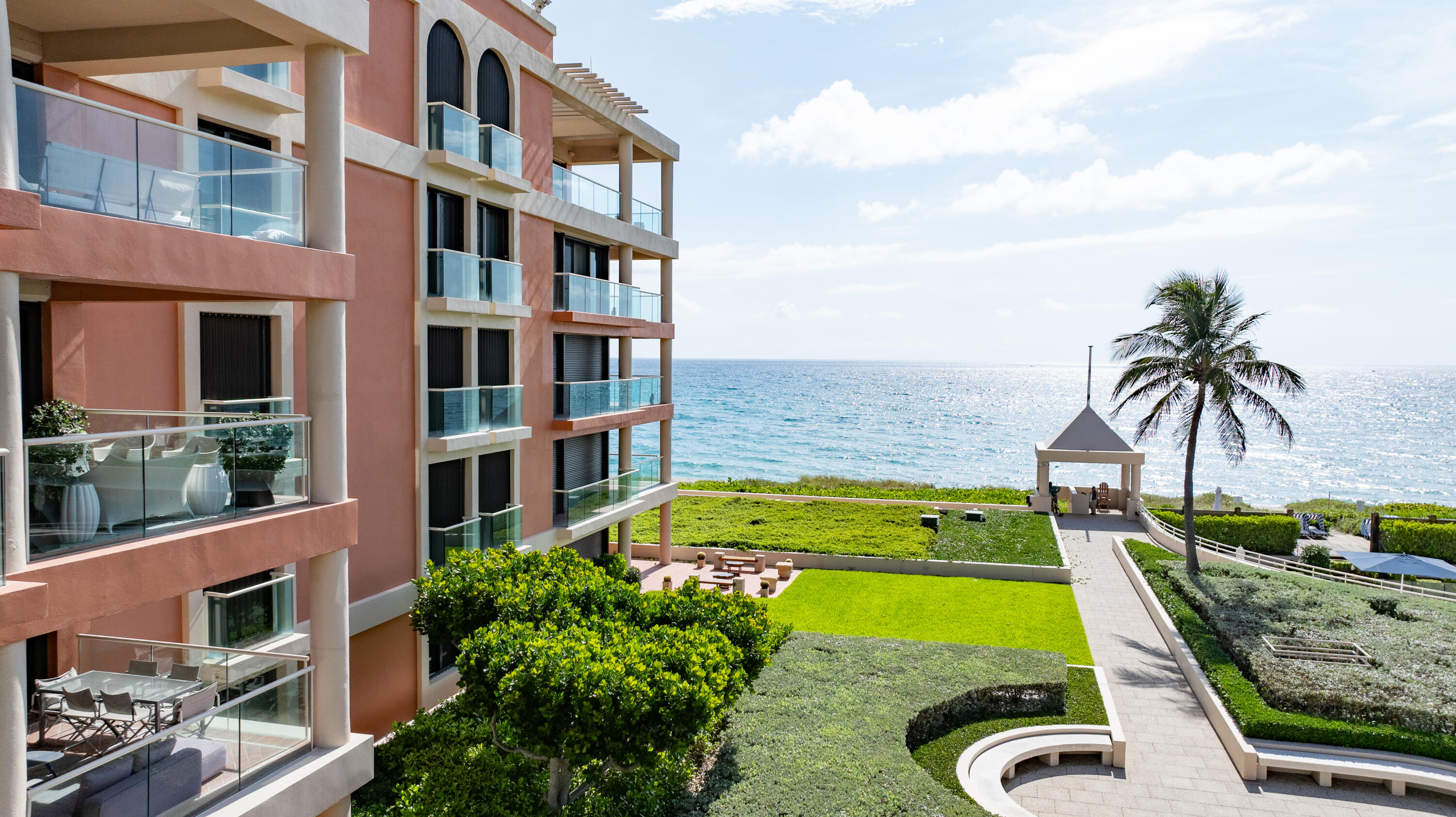 2 N Breakers Row N25