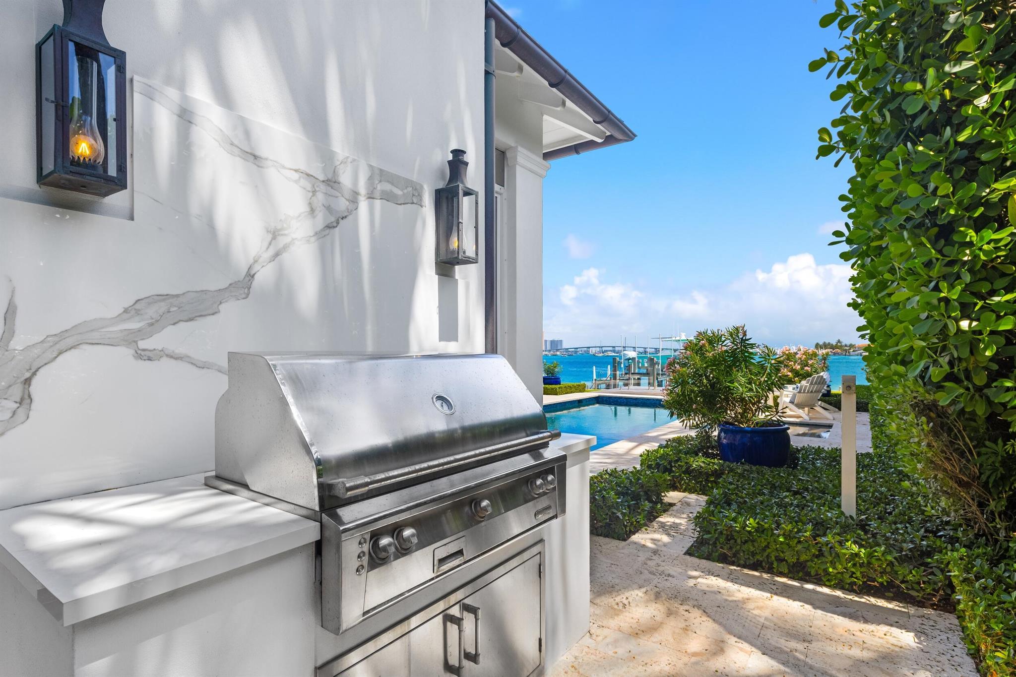 1610 N Ocean Boulevard