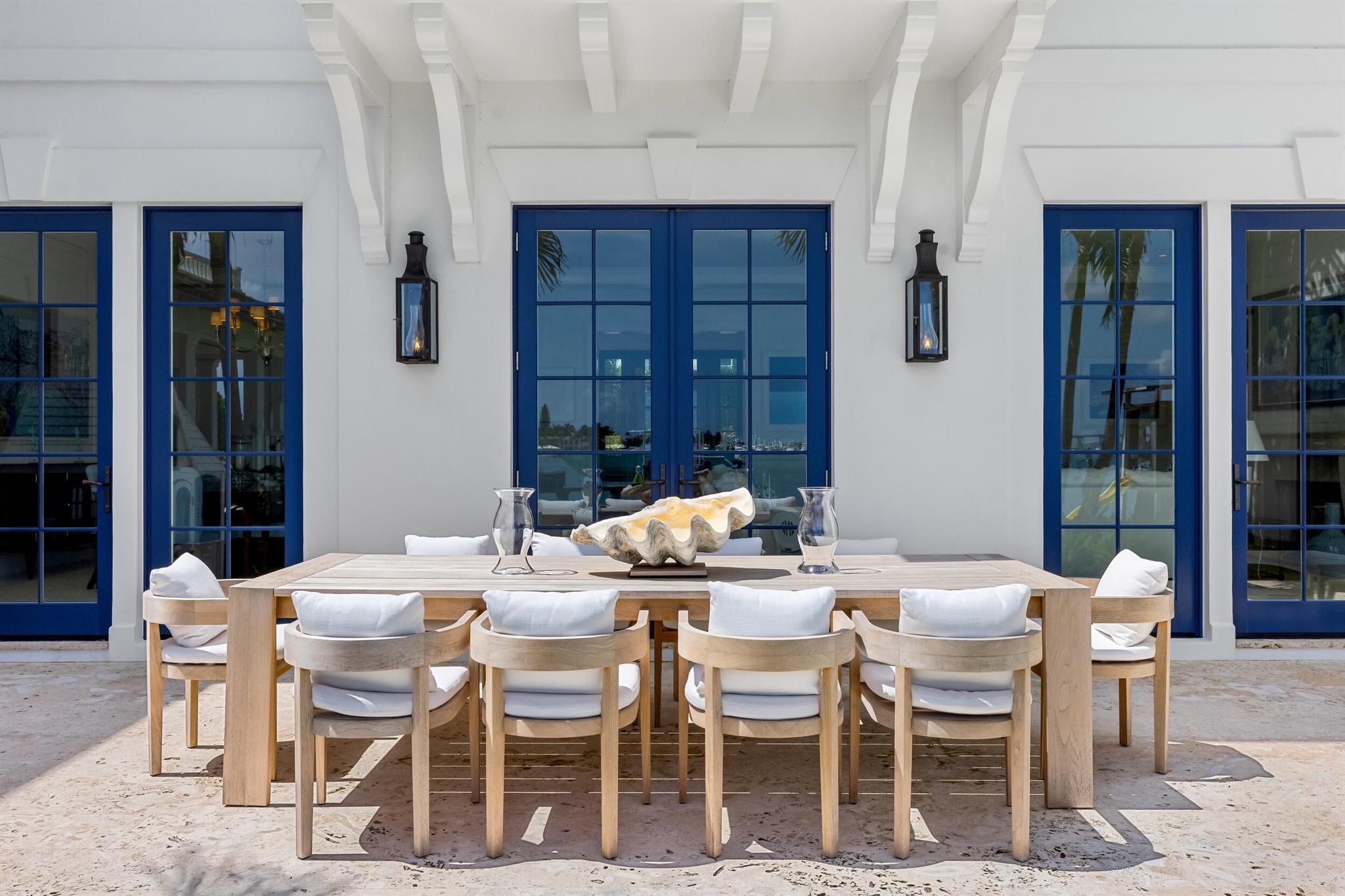 1610 N Ocean Boulevard