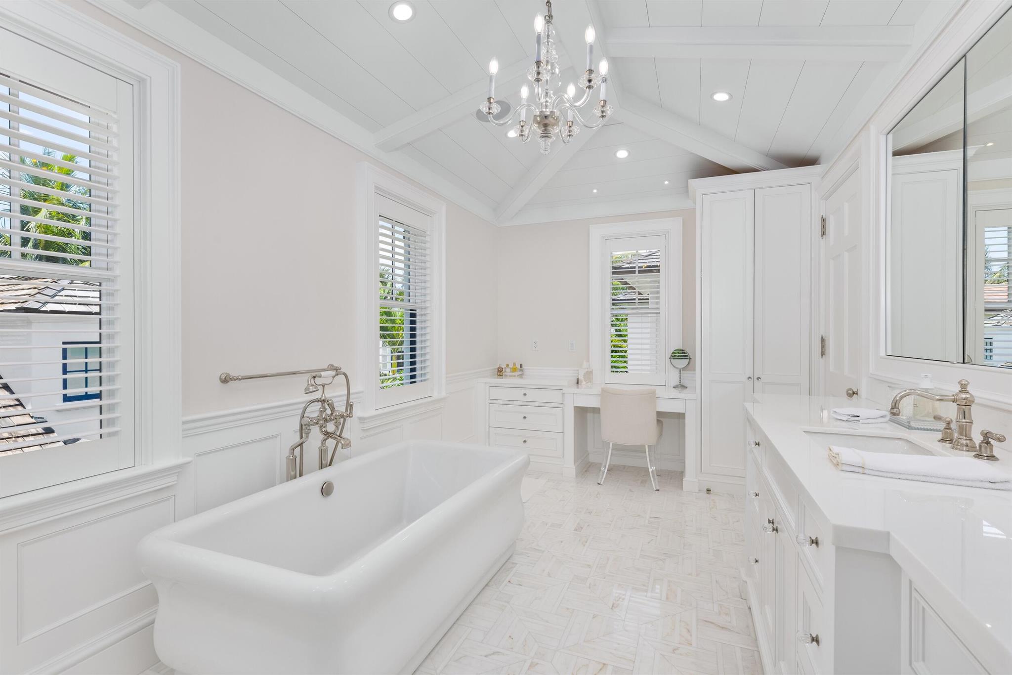 1610 N Ocean Boulevard