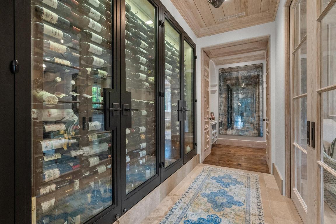 Picturesque Ocean Block Residence Near Town