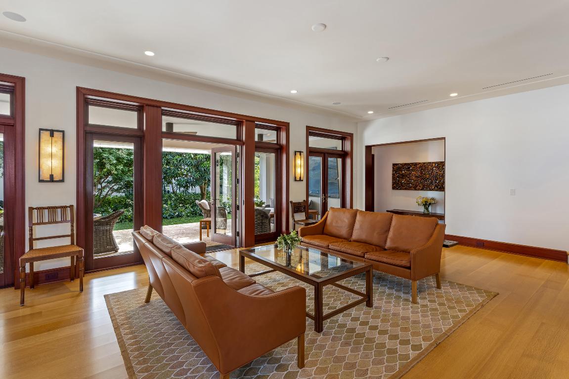 Rare Multi-Structure Compound on North End