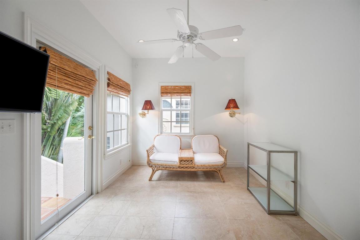 Double Lot Charmer In Town