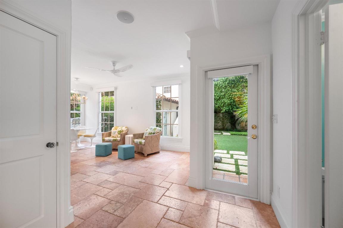 Double Lot Charmer In Town