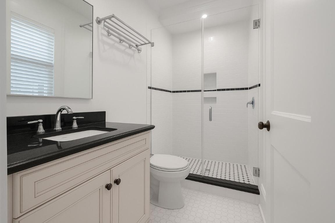 Double Lot Charmer In Town