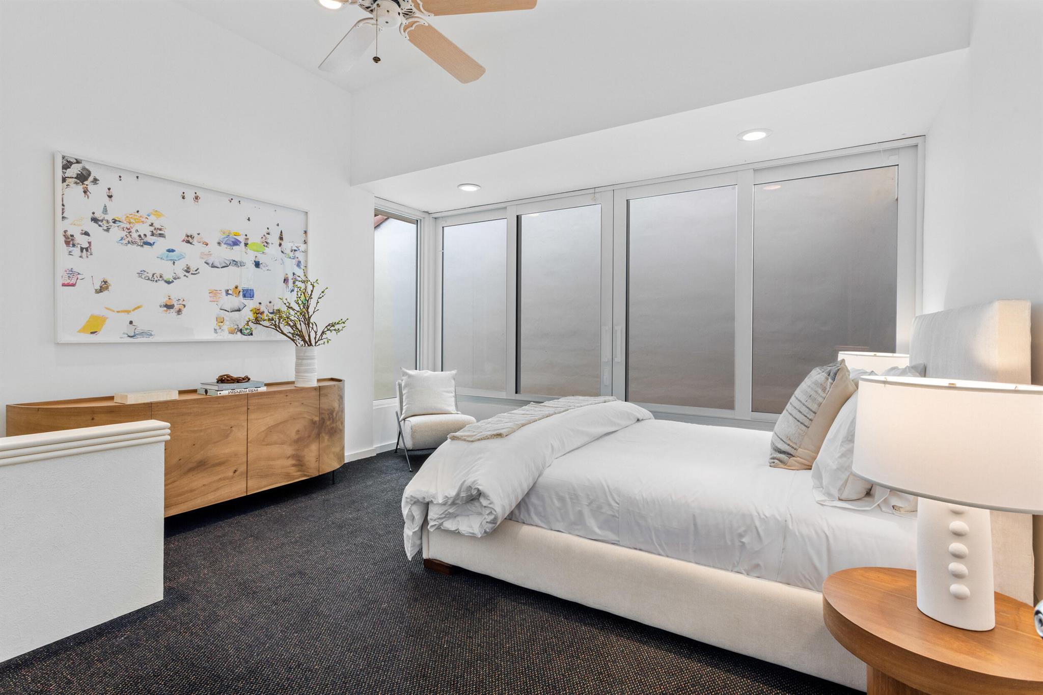 2 Sloans Curve Drive