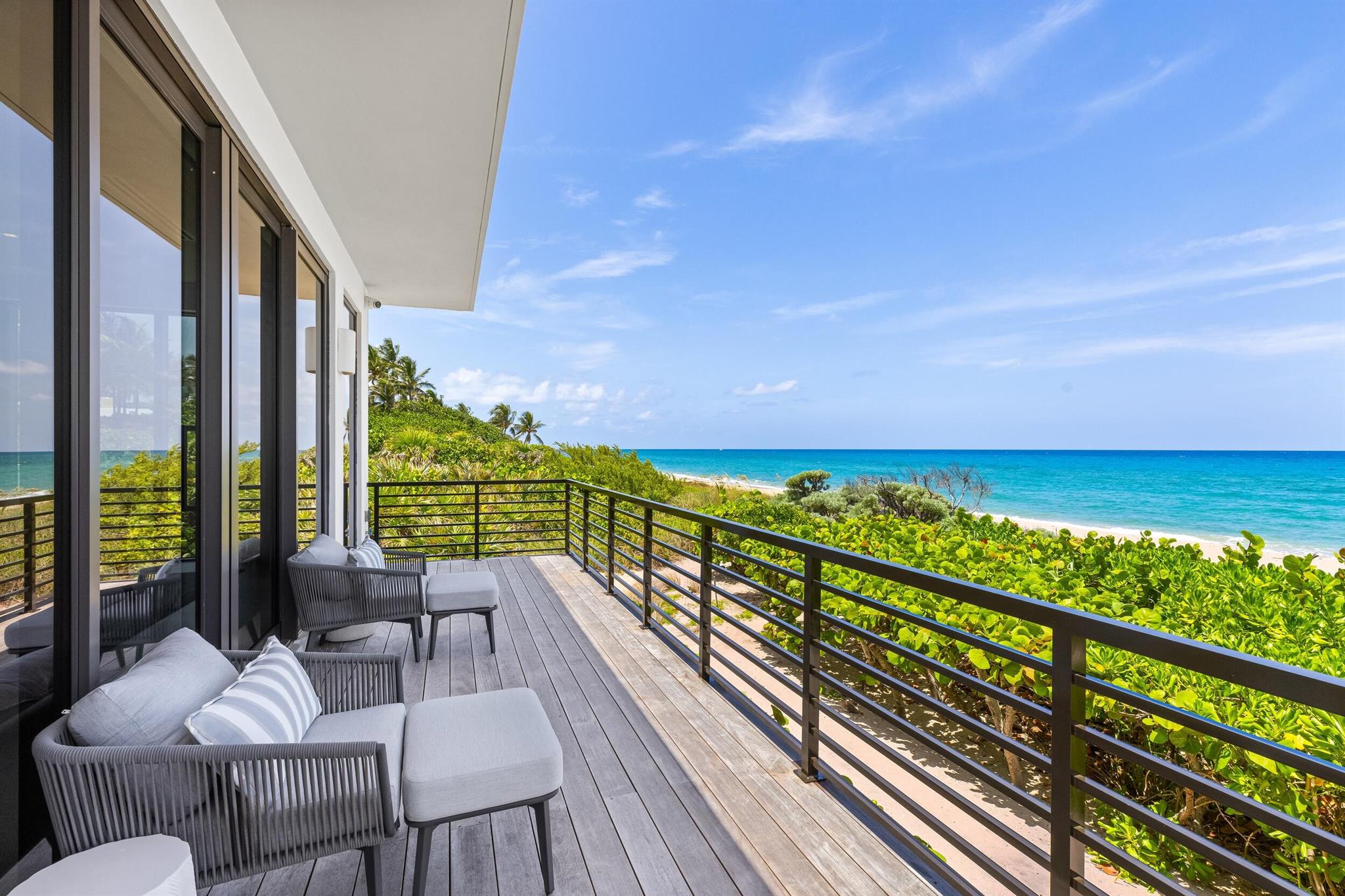 1660 S Ocean Boulevard