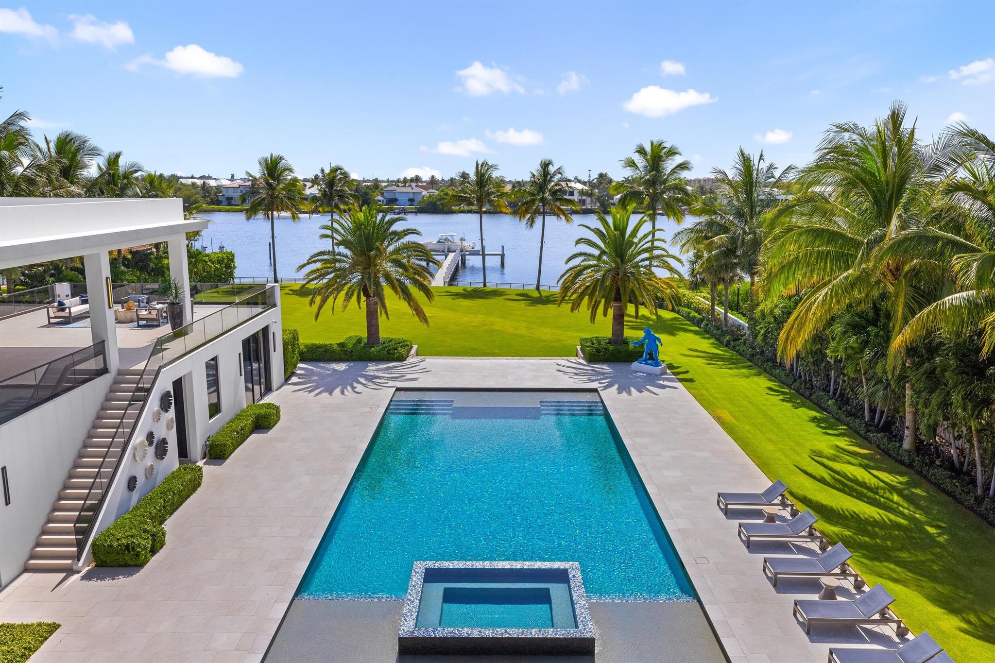 1660 S Ocean Boulevard