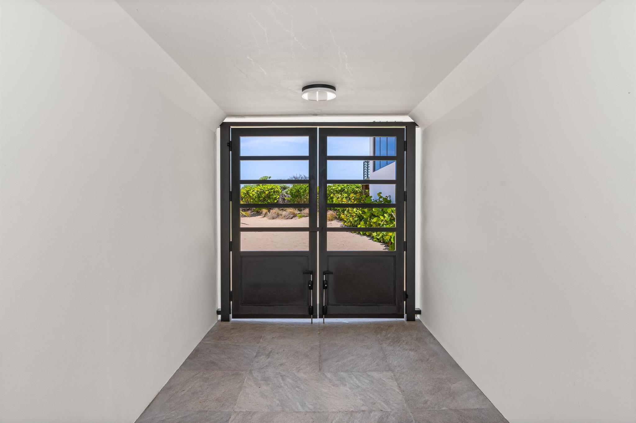 1660 S Ocean Boulevard