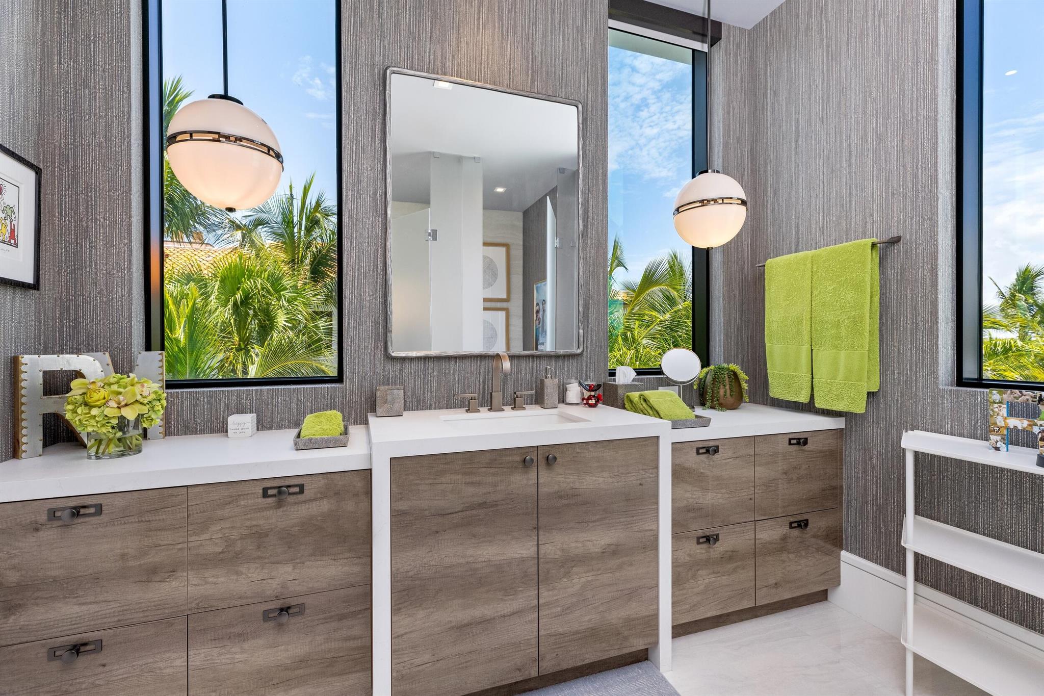 1660 S Ocean Boulevard