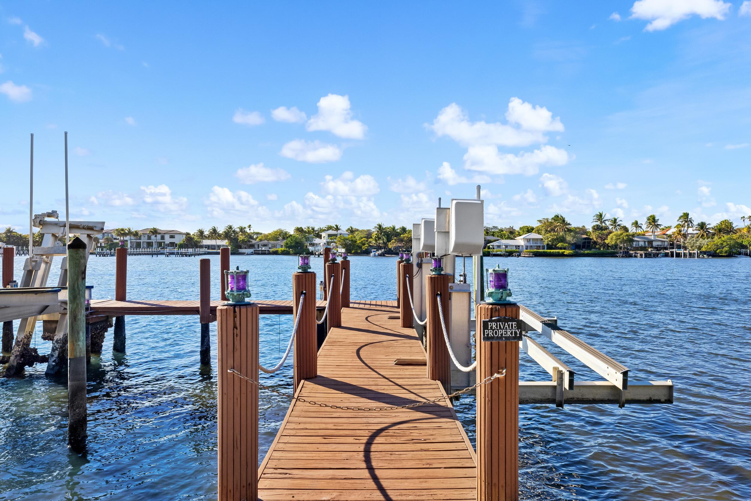 820 S Ocean Boulevard, Manalapan