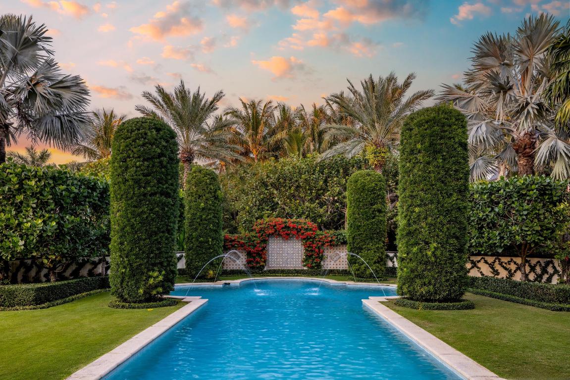 820 S Ocean Boulevard, Manalapan