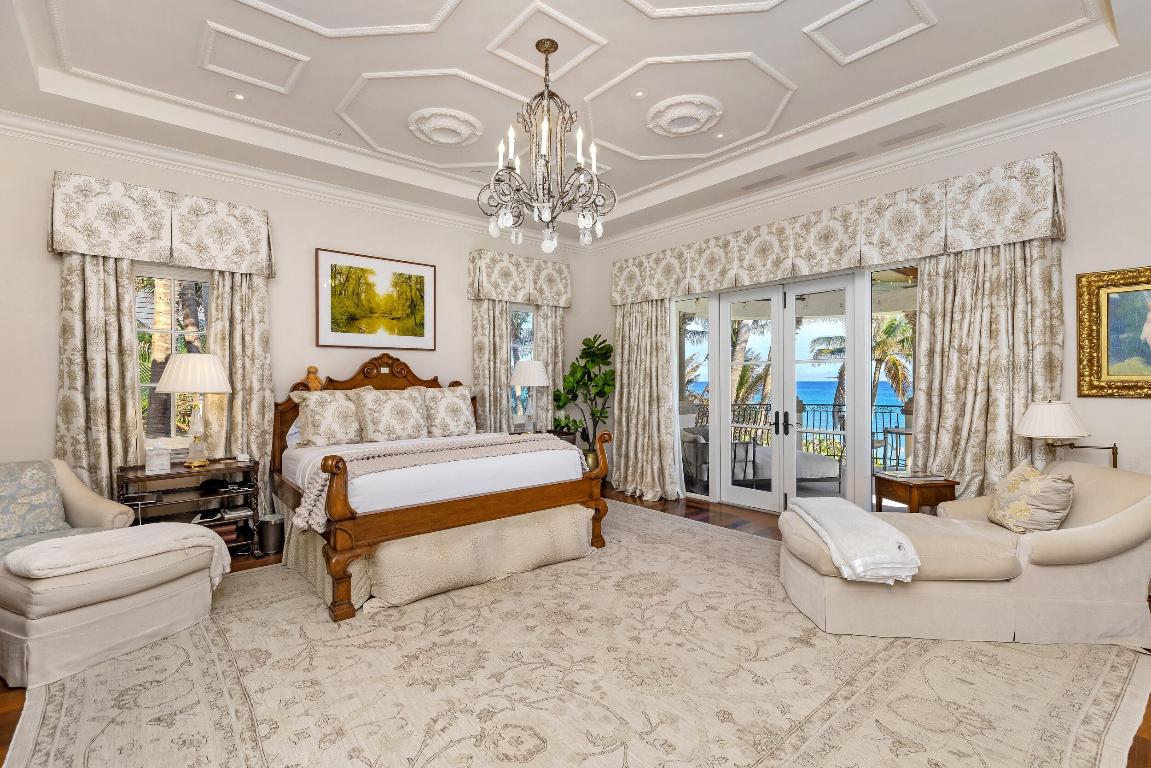 820 S Ocean Boulevard, Manalapan