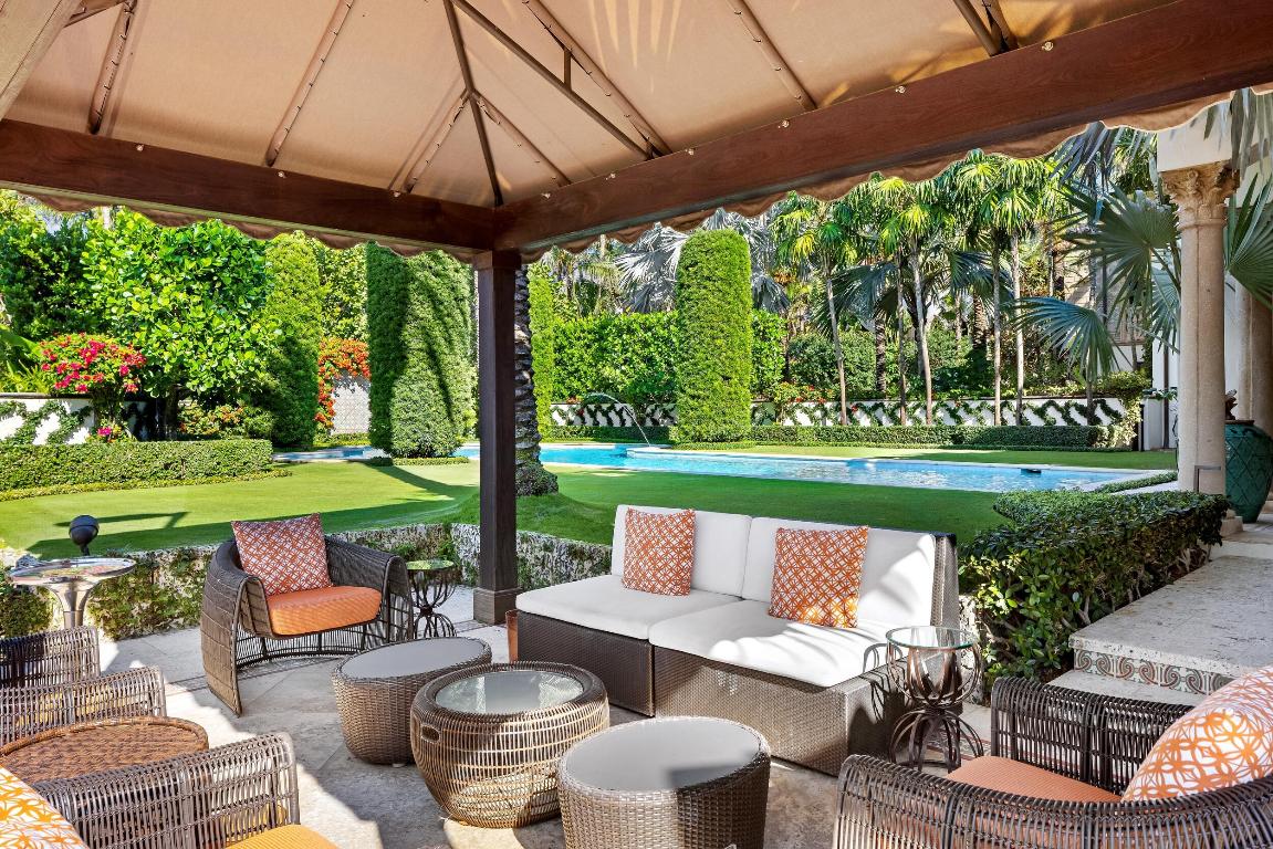 820 S Ocean Boulevard, Manalapan