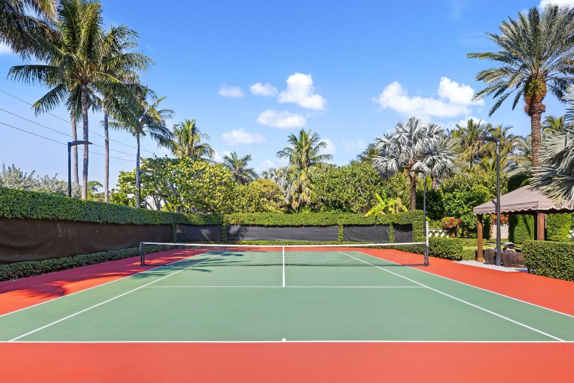 820 S Ocean Boulevard, Manalapan