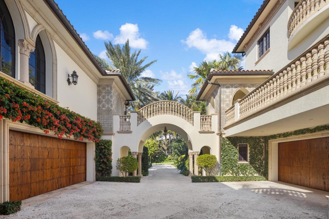 820 S Ocean Boulevard, Manalapan