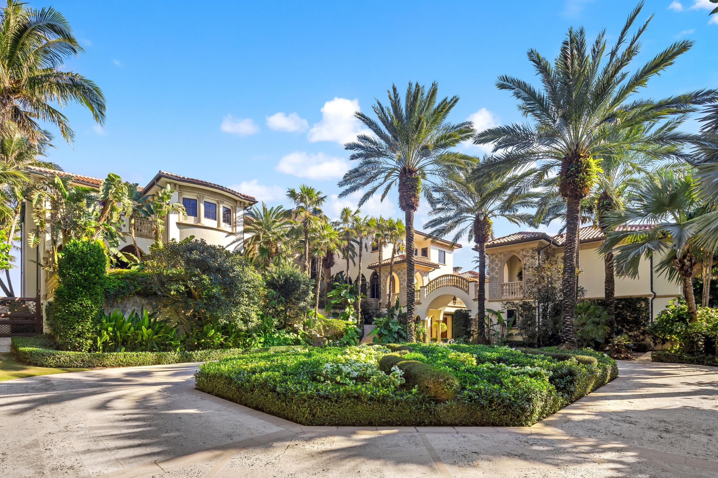 820 S Ocean Boulevard, Manalapan