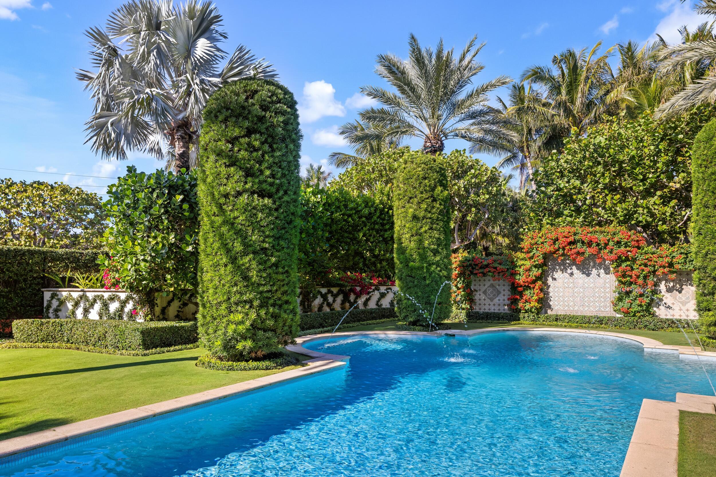 820 S Ocean Boulevard, Manalapan