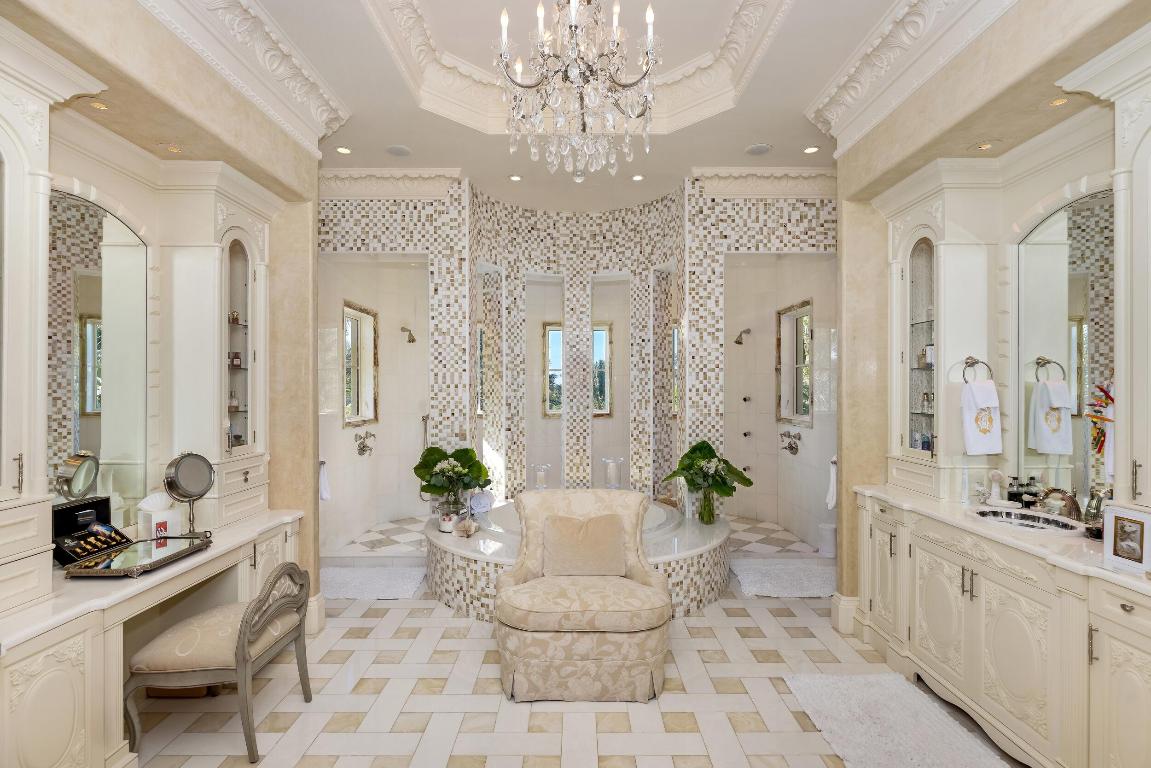 820 S Ocean Boulevard, Manalapan