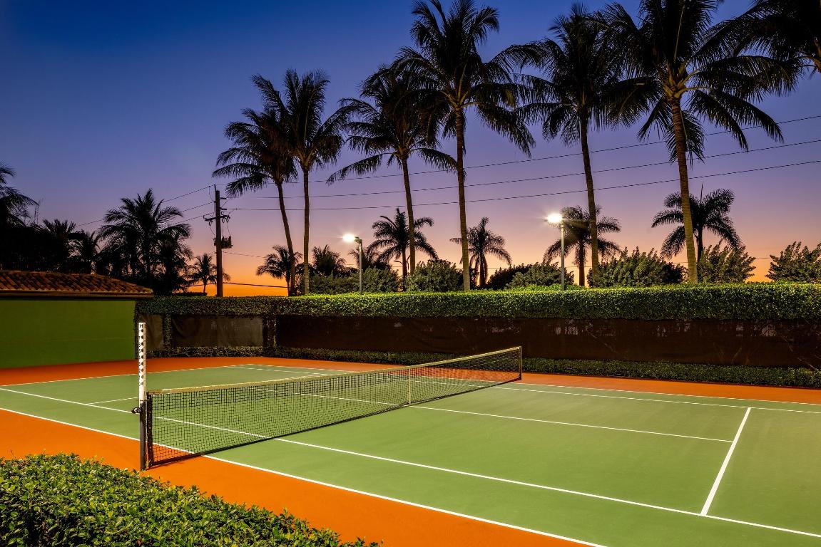 820 S Ocean Boulevard, Manalapan