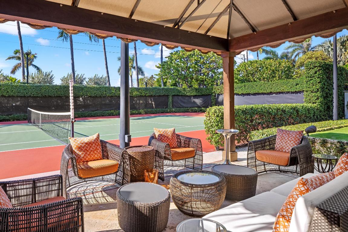 820 S Ocean Boulevard, Manalapan